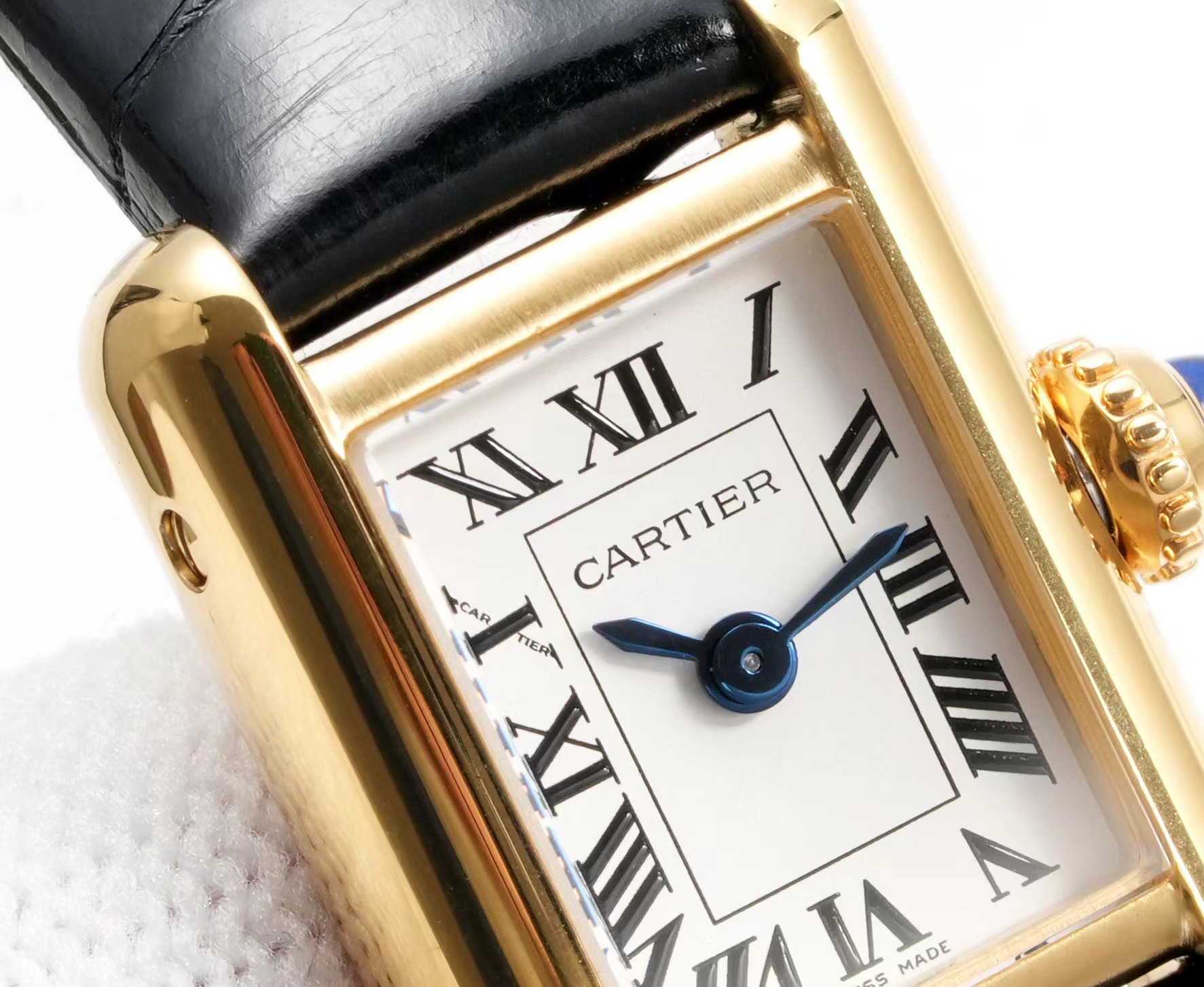 Cartier Tank Black / Gold - watch0671 - Image 4