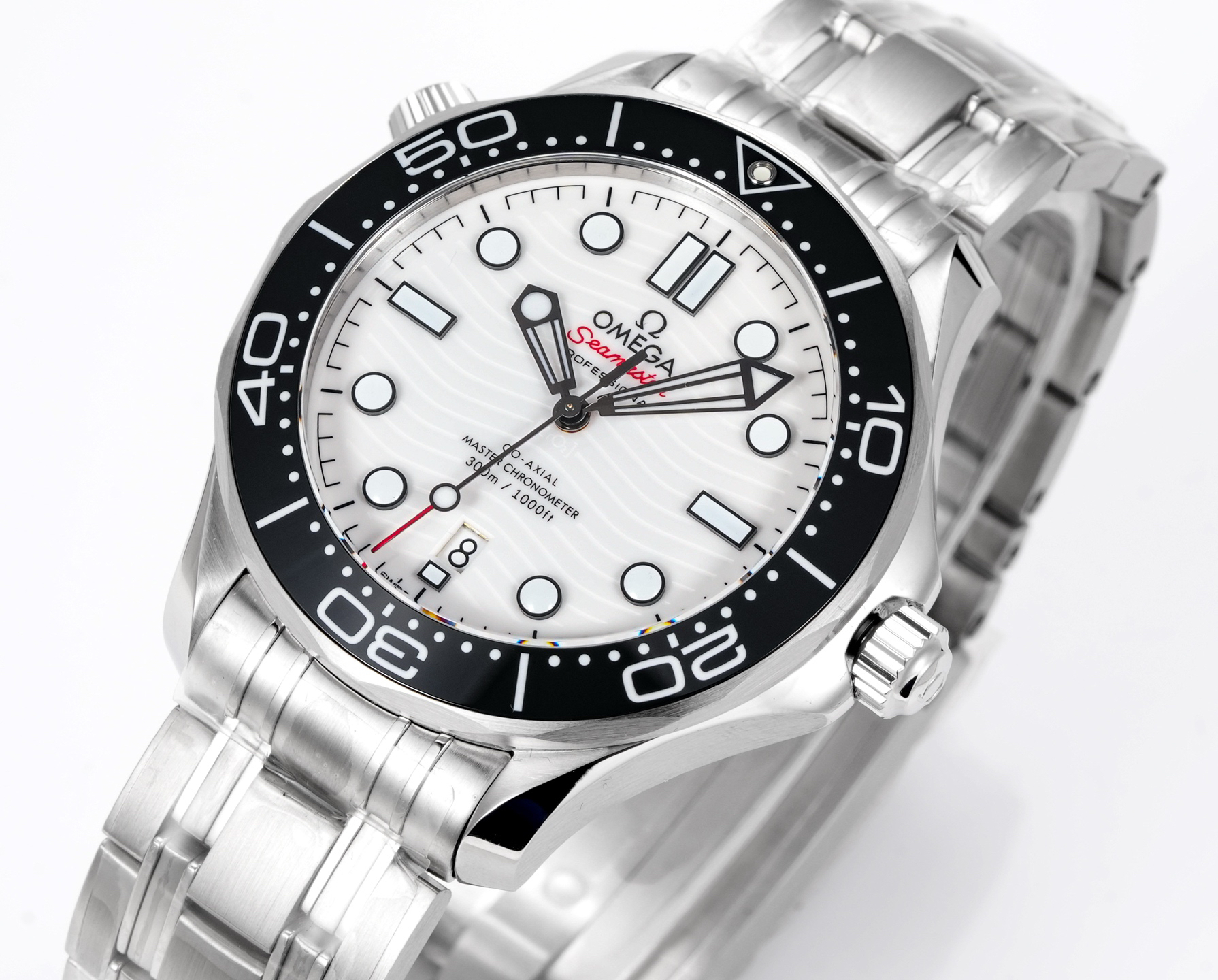 Omega Seamaster 42mm White / Silver - watch0791 - Image 4