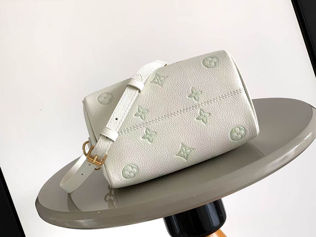 lv0145 Louis Vuitton M46397 M58954 M25929 M27572 Speedy Top Handle Bag with Dynamic Code - Image 4