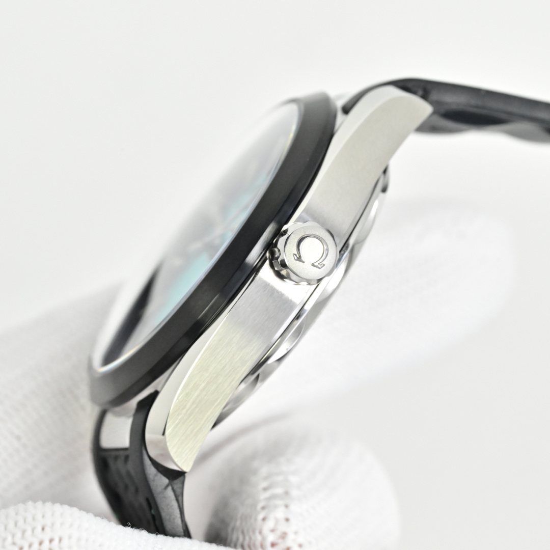 Omega Seamaster 41mm Silver - watch0813 - Image 4