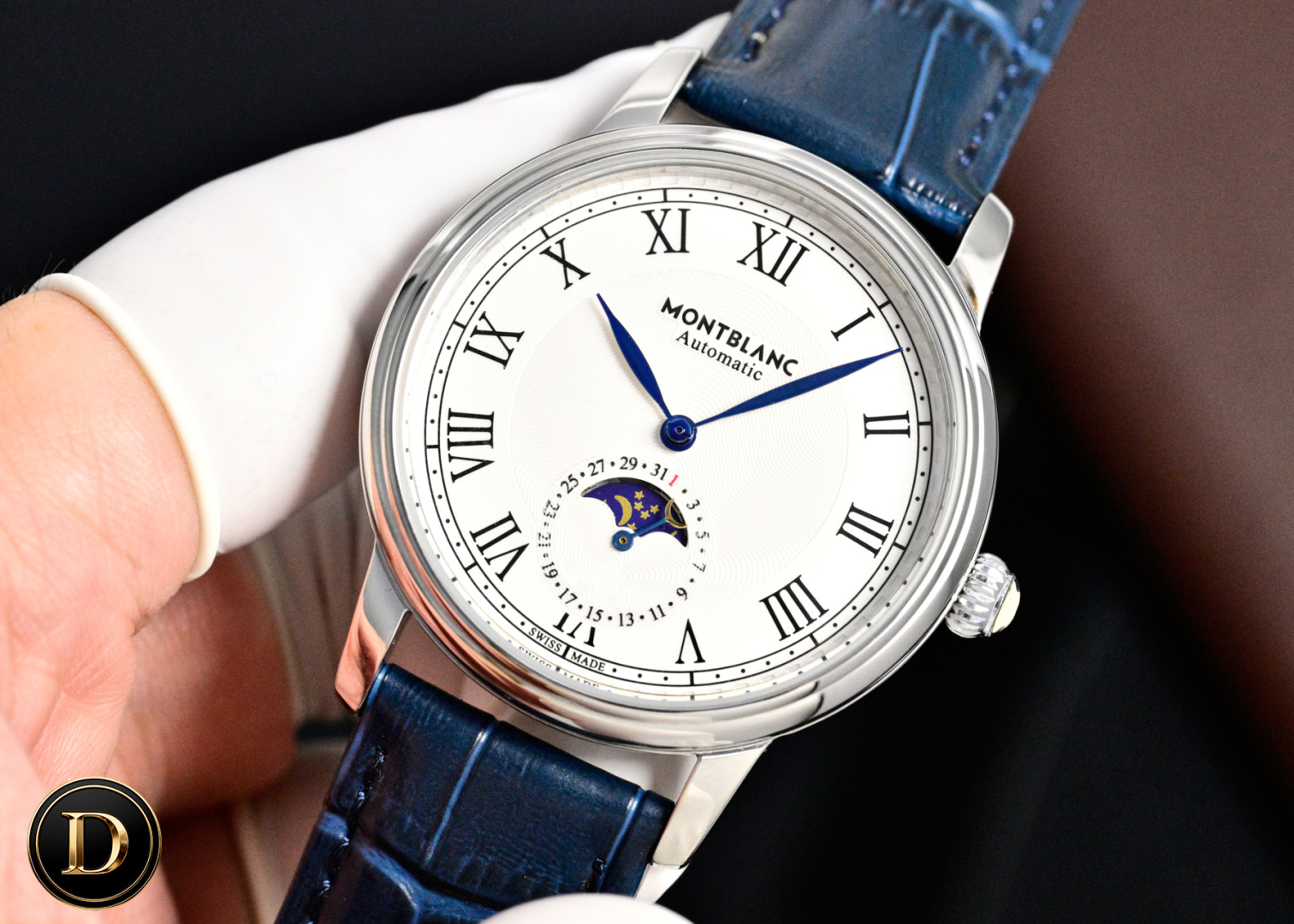 Classic Watch 42mm White / Gold - watch0842 - Image 4