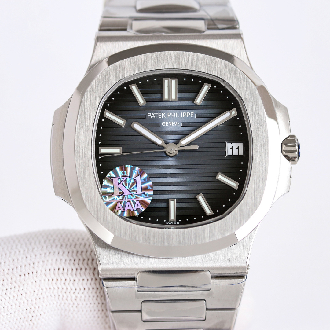 Patek Philippe Nautilus White / Blue - watch0855 - Image 4