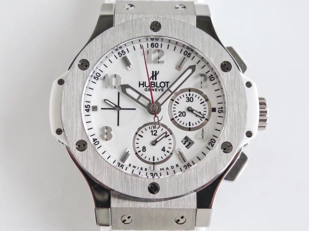 Hublot Big Bang 44mm White / Gold - watch0898 - Image 4