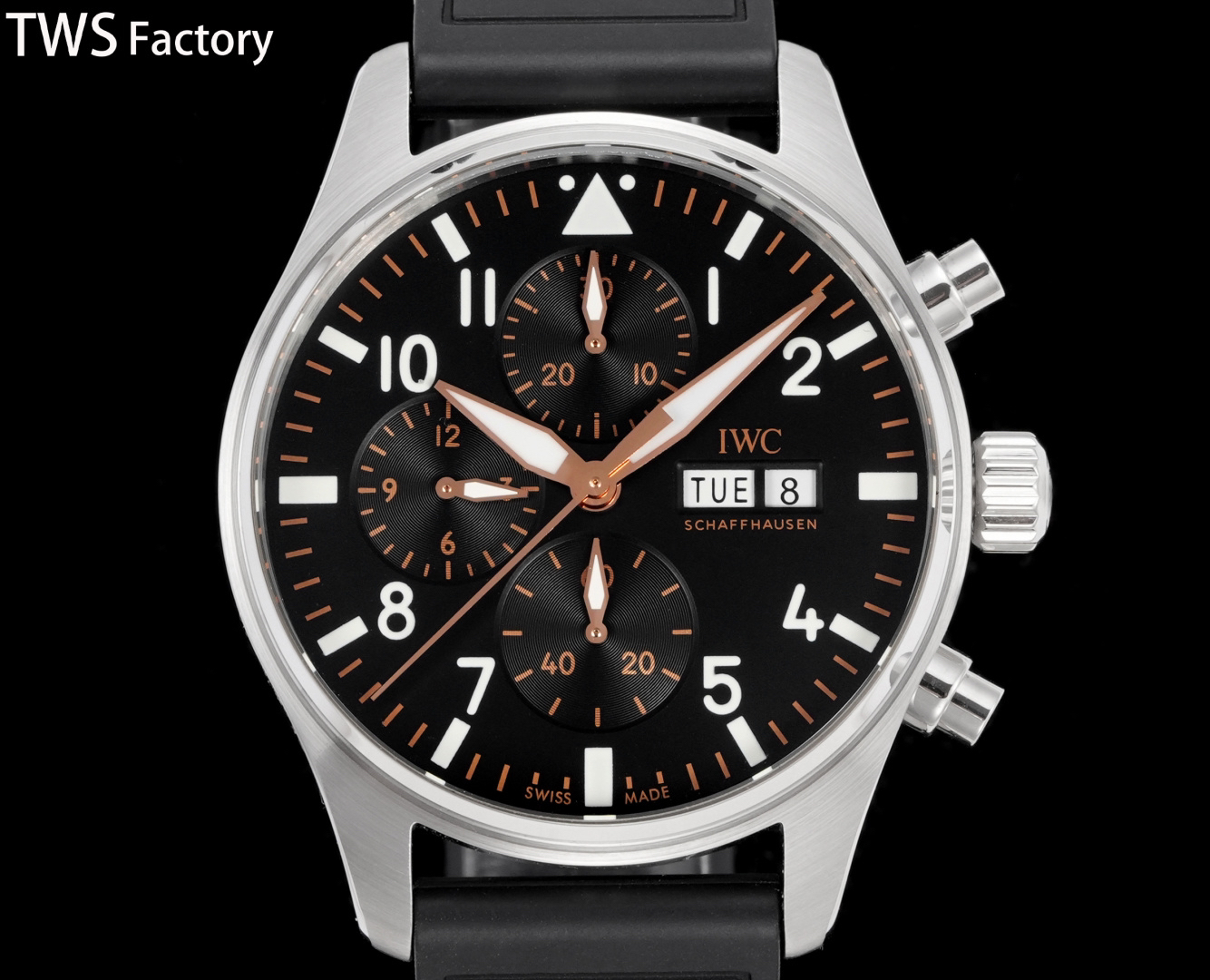 IWC Pilot 43mm Black / Gold - watch0913 - Image 4