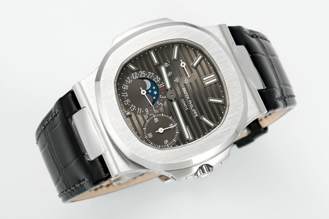 Patek Philippe Nautilus - watch1117 - Image 4
