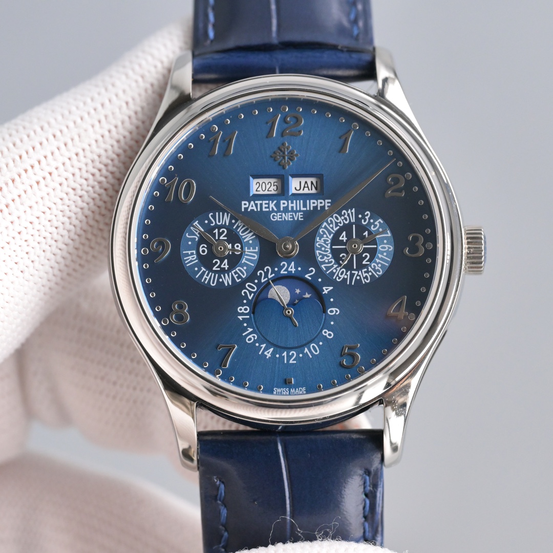 Classic Watch 39mm White / Gold - watch1194 - Image 4