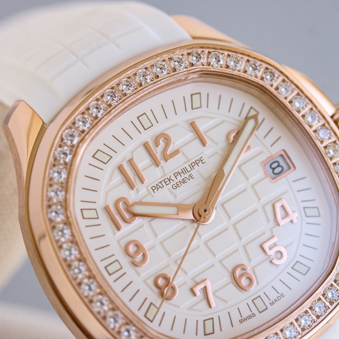 Patek Philippe Aquanaut 38mm Rose Gold / Silver - watch1354 - Image 4
