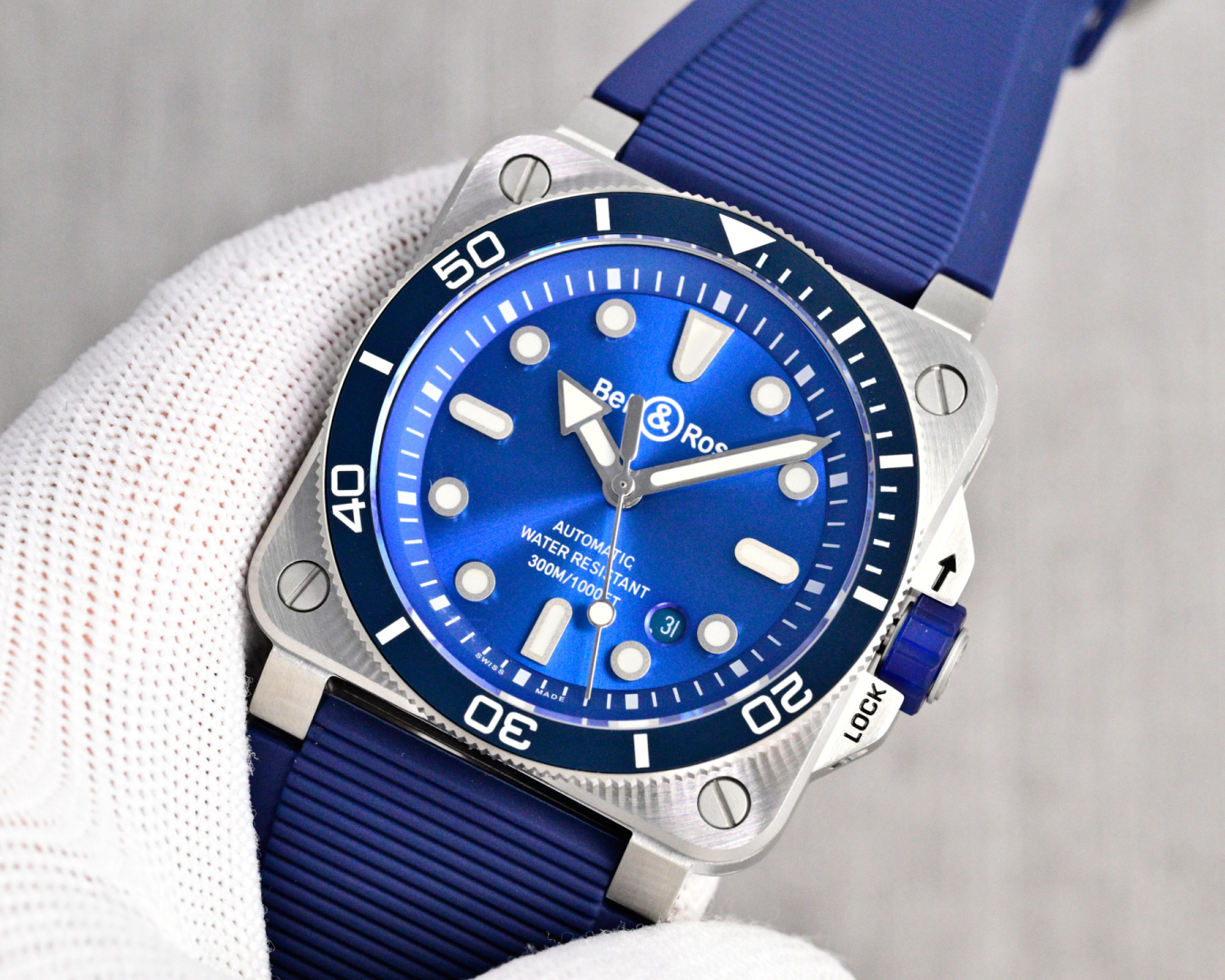 Classic Watch 42mm Silver - watch1377 - Image 4