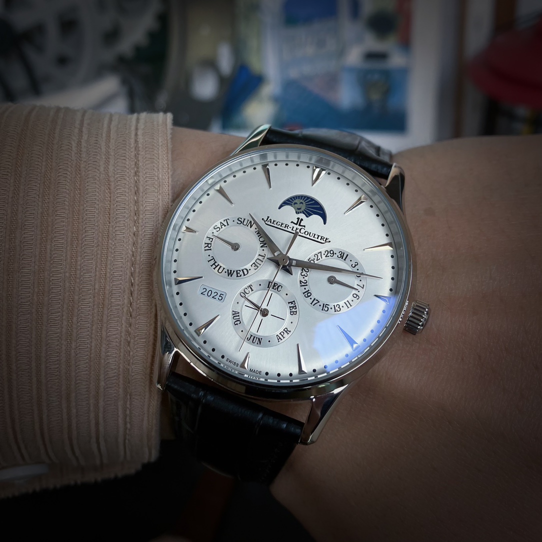 Jaeger-LeCoultre Watch 42mm Rose Gold / Silver - watch1385 - Image 4
