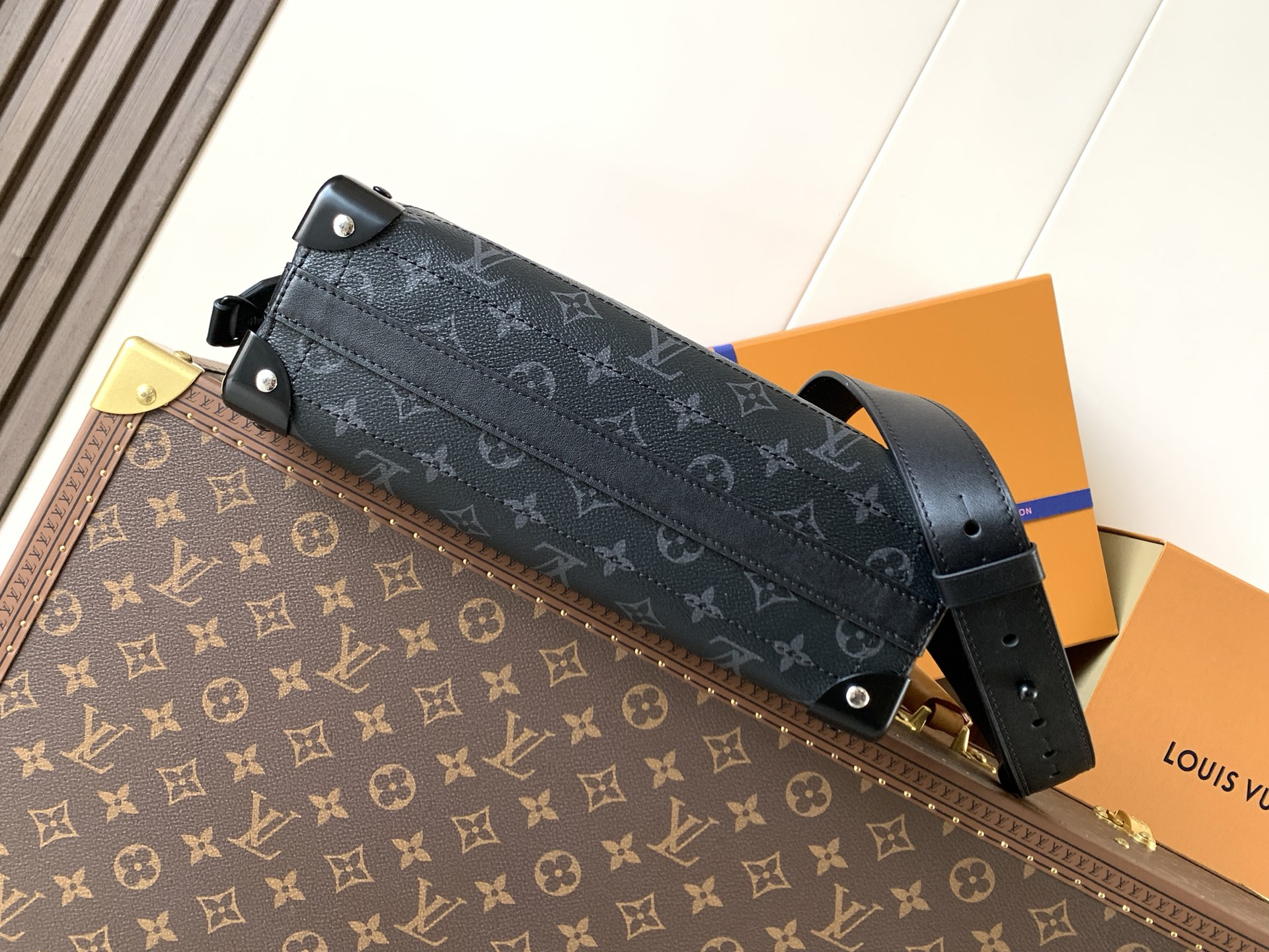 lv0197 Louis Vuitton M11744 Top Handle Bag with Dynamic Code - Image 4