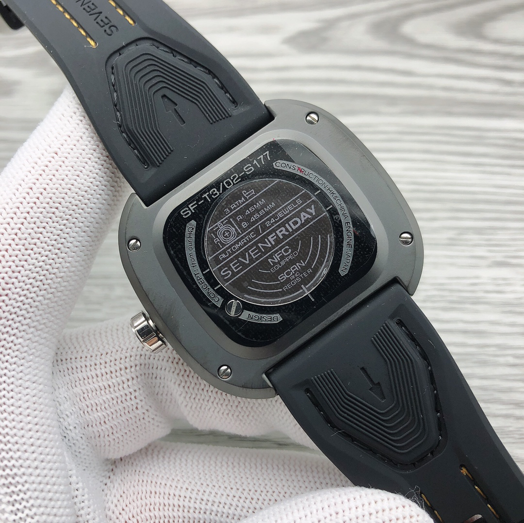 SevenFriday Watch - watch1465 - Image 4