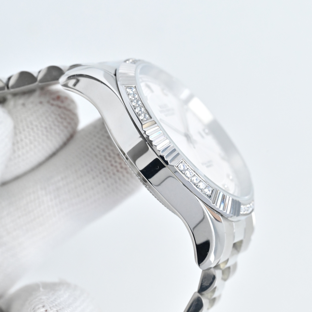Longines Watch White / Gold - watch1513 - Image 4