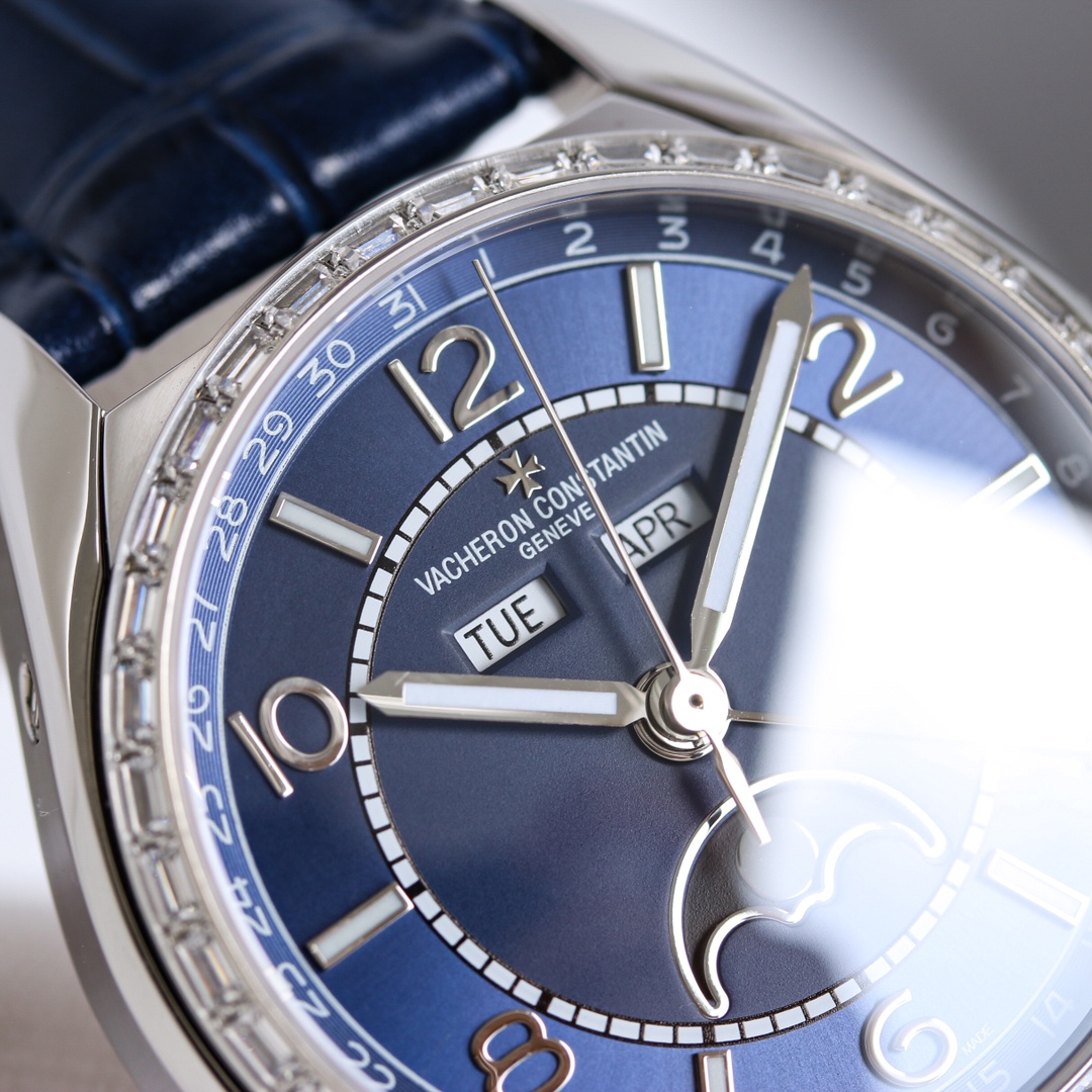 Classic Watch 40mm Blue / Silver - watch1532 - Image 4
