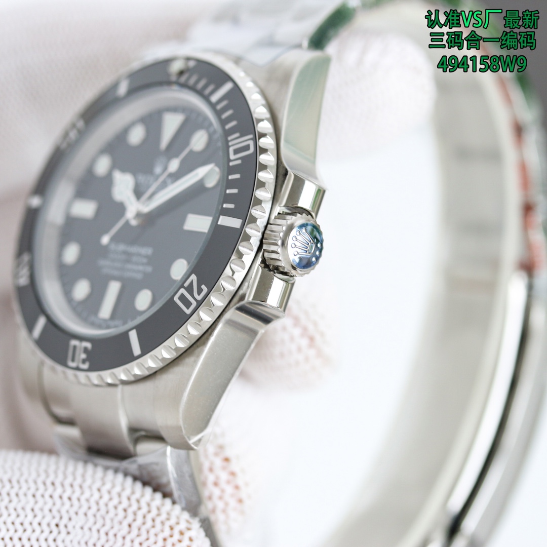 Rolex Submariner 41mm Silver - watch1605 - Image 4
