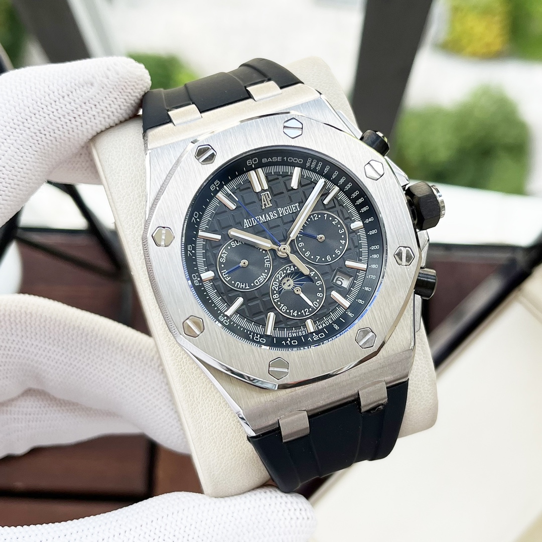 Audemars Piguet Watch 44mm White / Rose Gold - watch1701 - Image 4