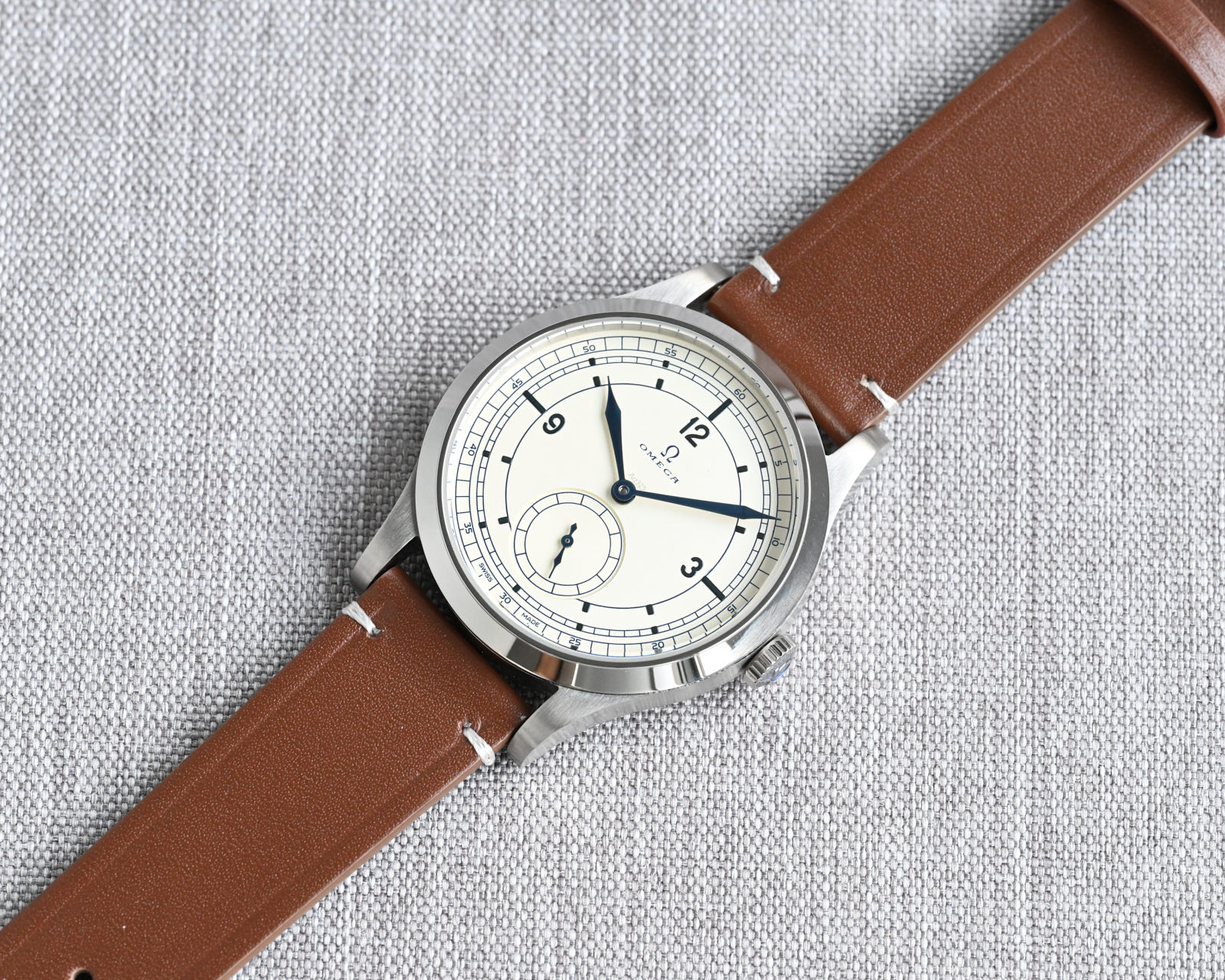 Classic Watch 39mm Gray - watch1711 - Image 4