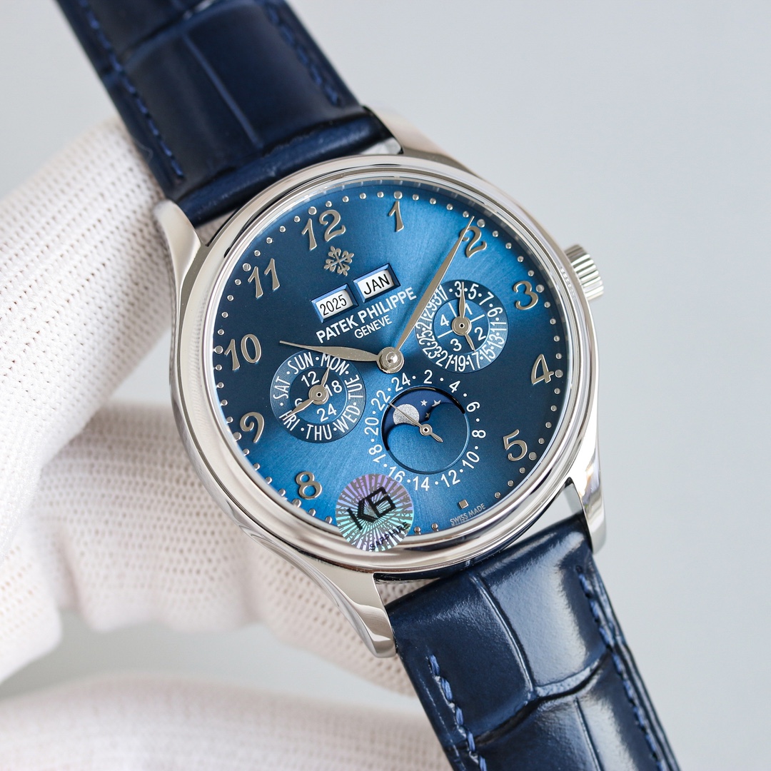 Classic Watch 39mm White - watch1748 - Image 4