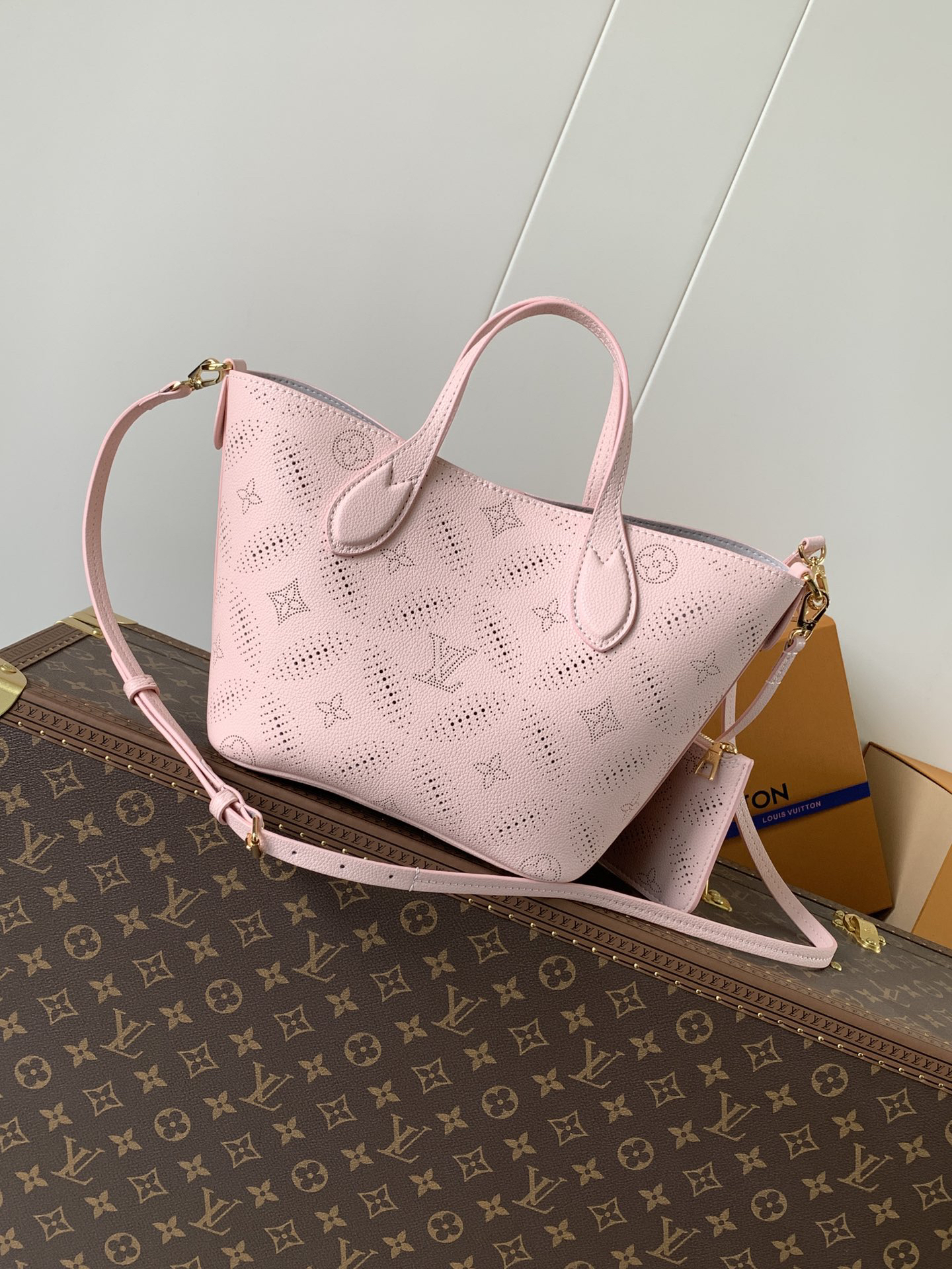 lv0228 Louis Vuitton M13839 M21849 M14395 Blossom Top Handle Bag Small with Dynamic Code - Image 4