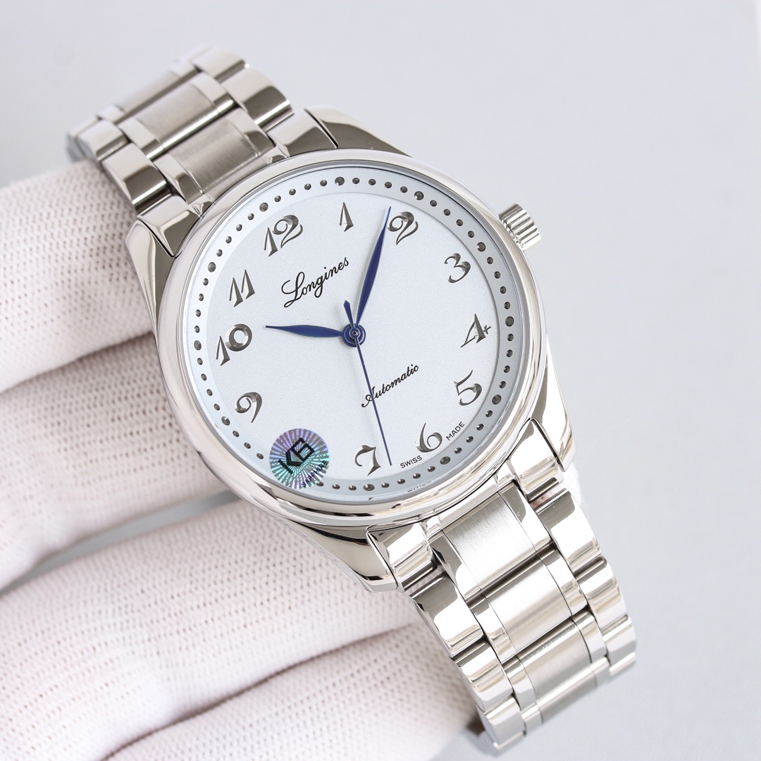 Classic Watch 34mm White / Silver - watch1864 - Image 4