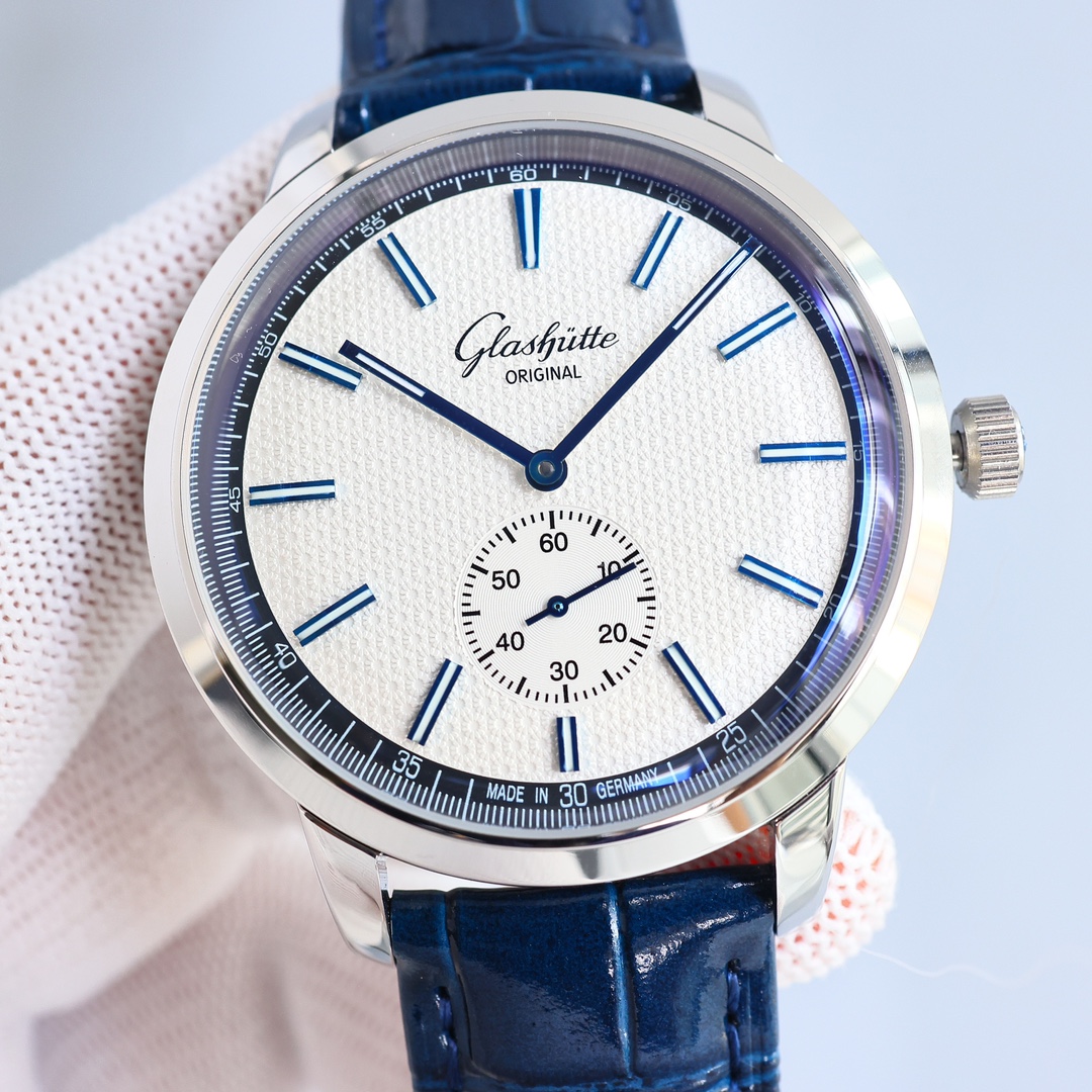 Classic Watch 42mm White / Rose Gold - watch1970 - Image 4