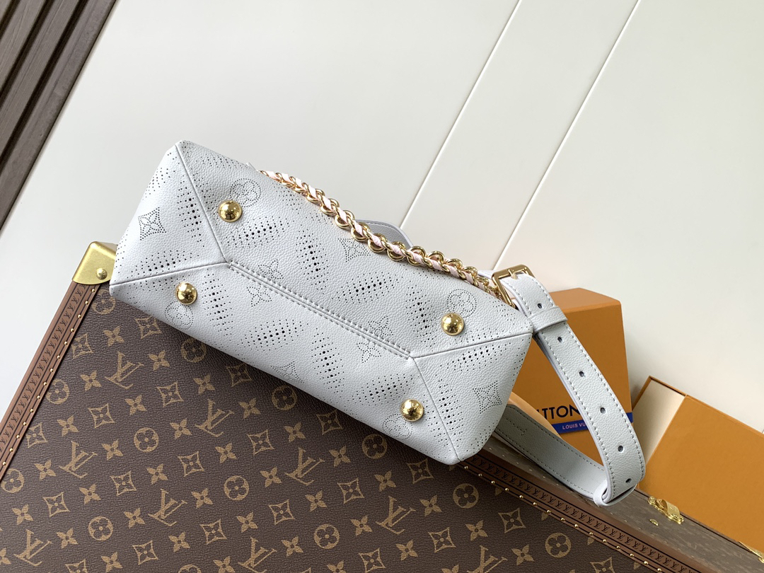 lv0238 Louis Vuitton M13157 Hand Wallet Small with Dynamic Code - Image 4
