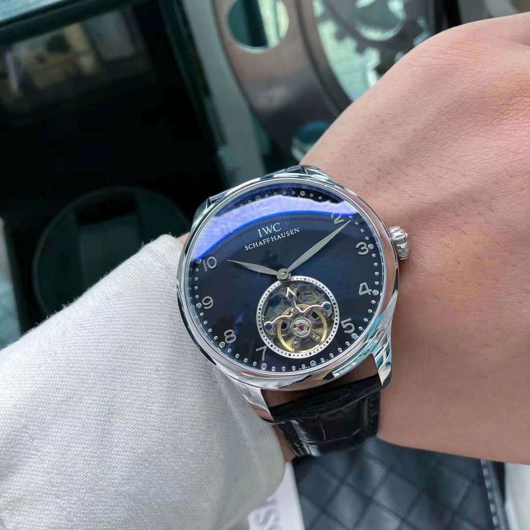 IWC Watch 43mm - watch2090 - Image 4