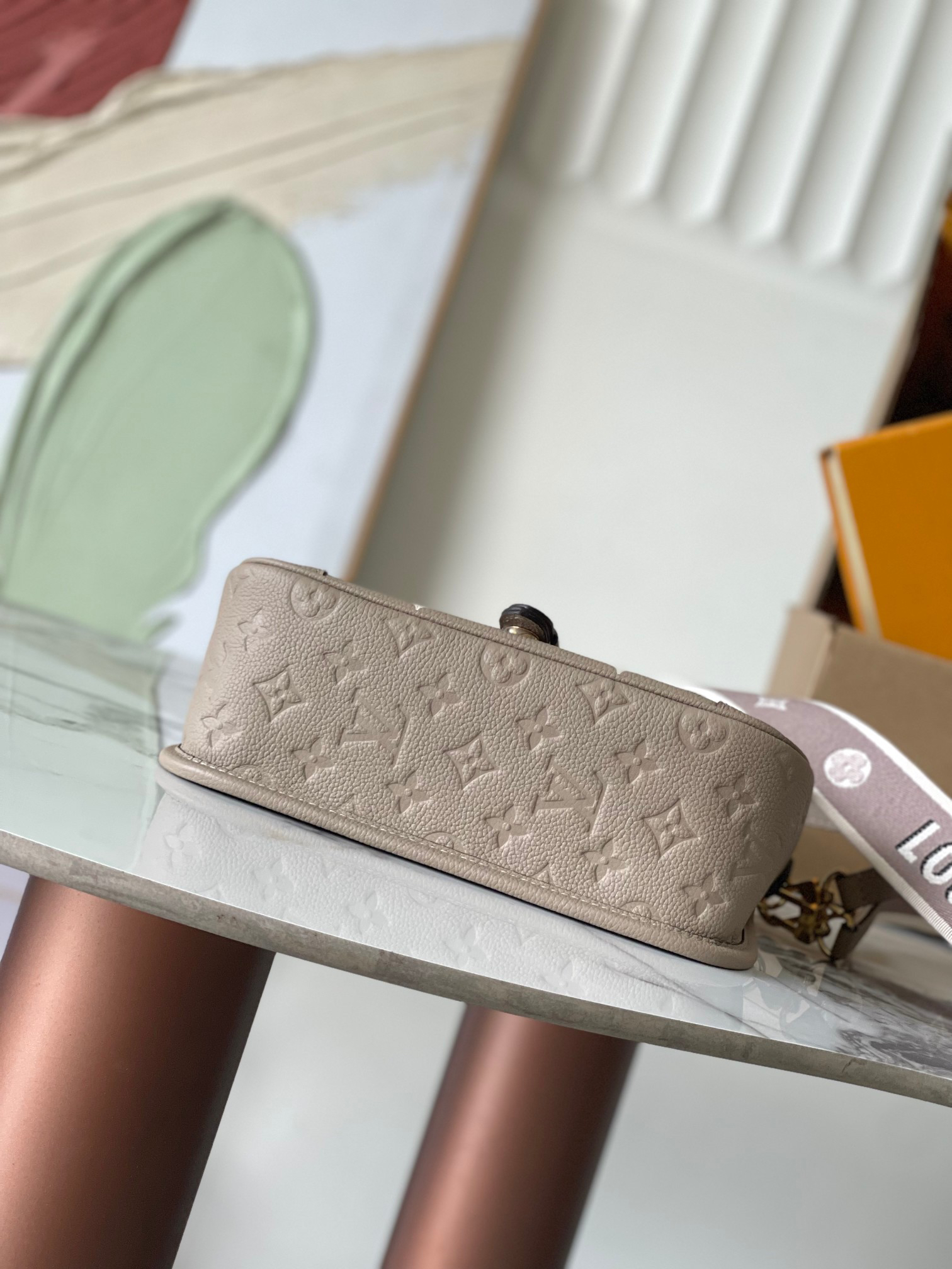 lv0252 Louis Vuitton M46583 Bag with Dynamic Code - Image 4