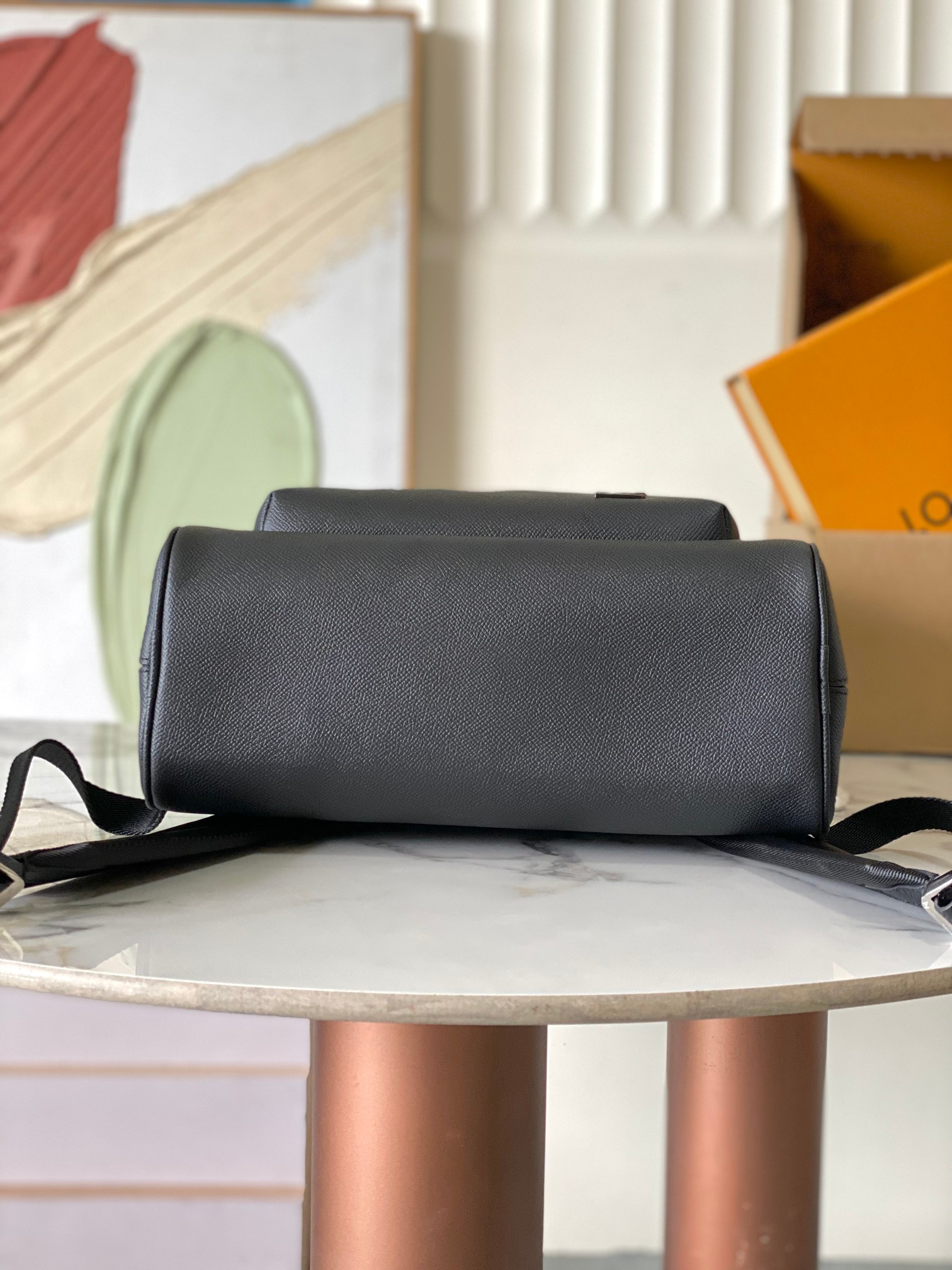 lv0263 Louis Vuitton M30977 Bag with Dynamic Code - Image 4