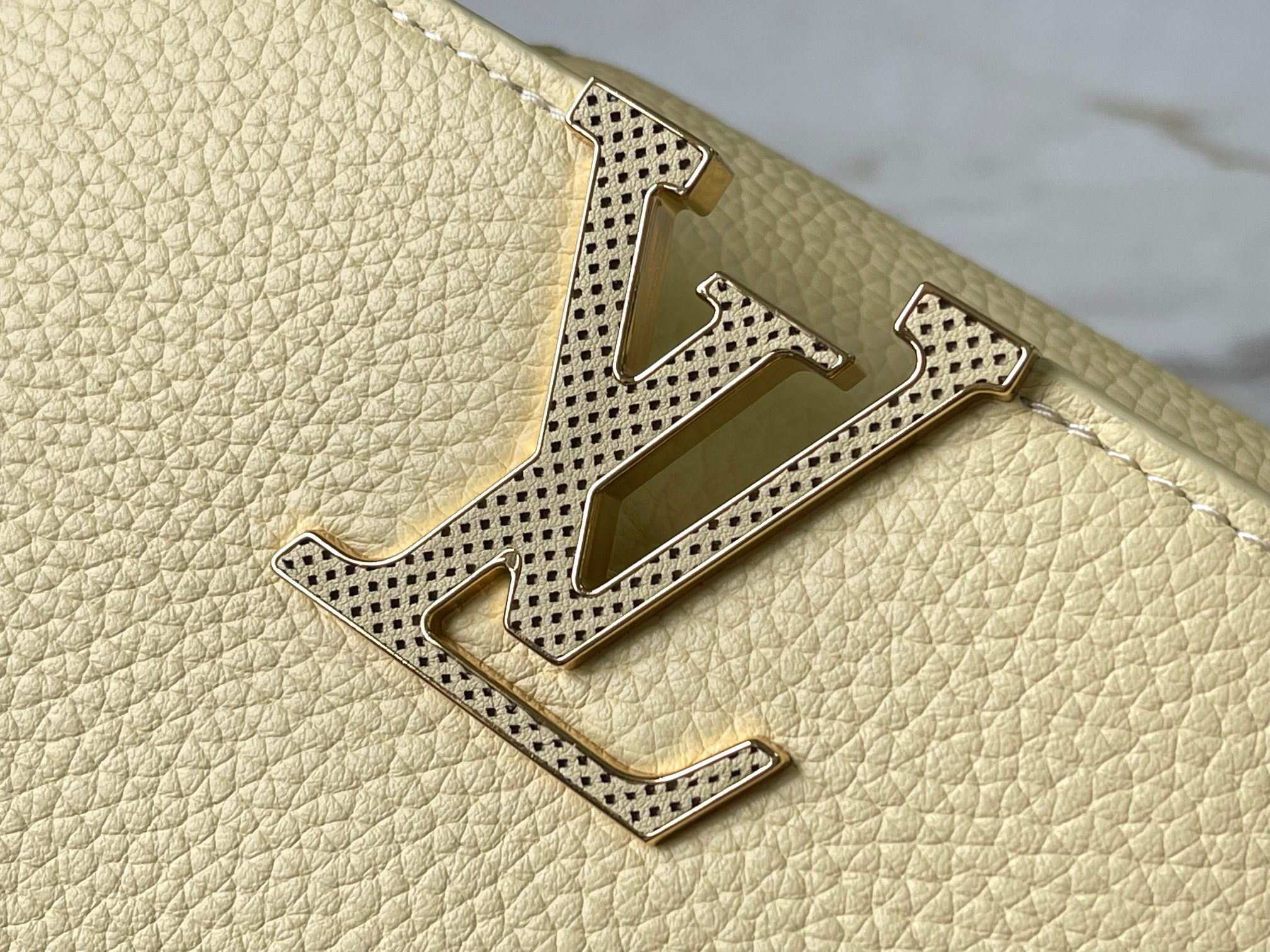 lv0283 Louis Vuitton M11351 M11351M48865 Accessory with Dynamic Code - Image 4