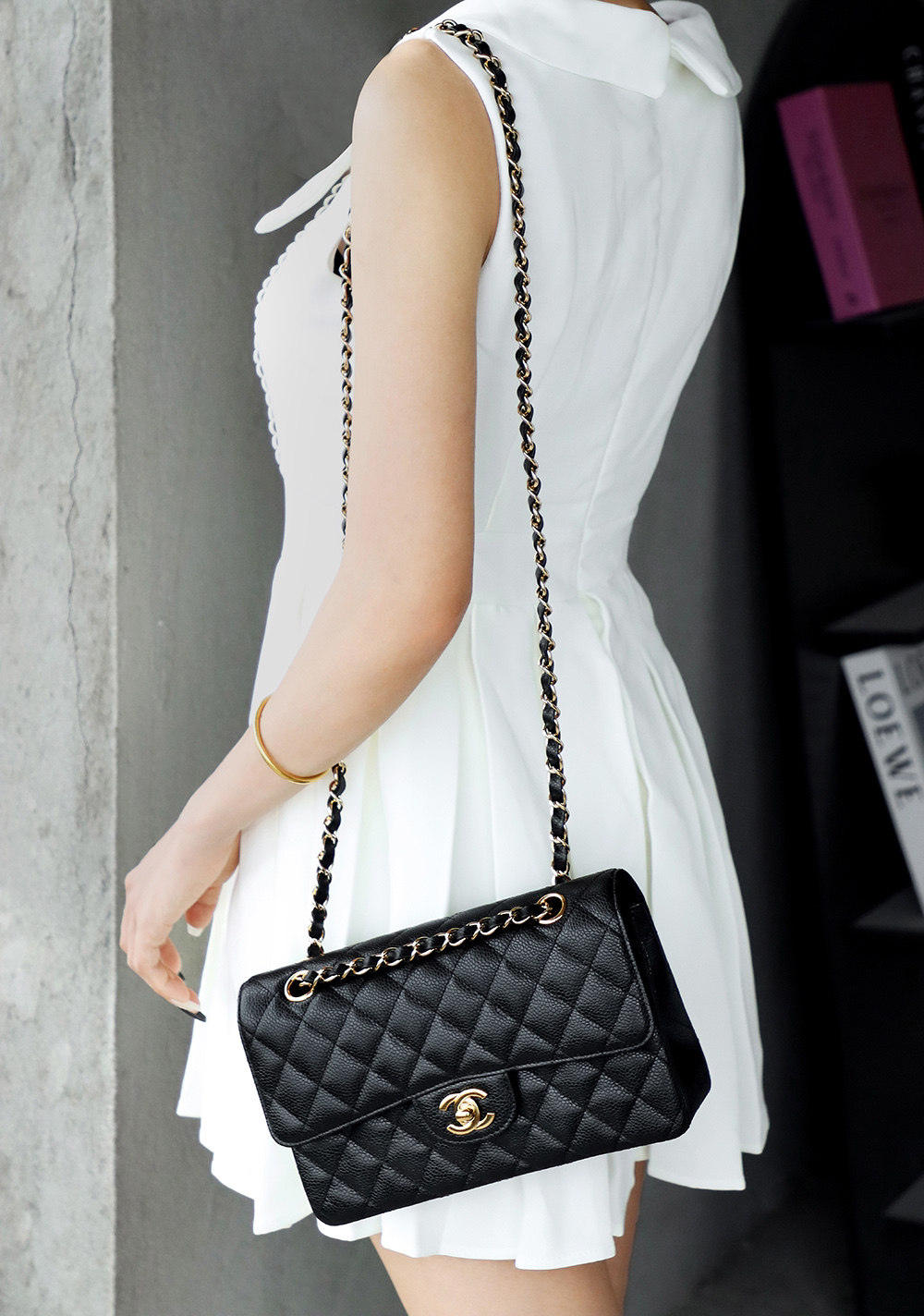 bag0065 Chanel Bag Black Gold Hardware - Image 5