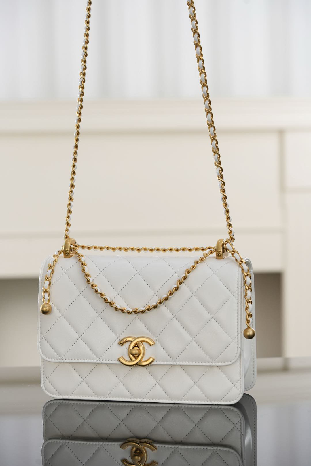 bag0084 Chanel Bag White Gold Hardware - Image 5