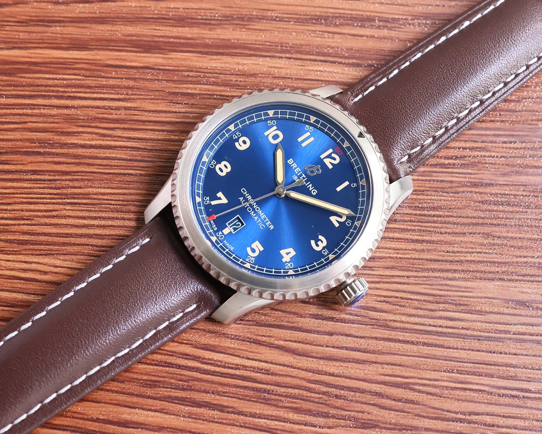 Breitling Pilot 41mm White / Silver - watch0079 - Image 5