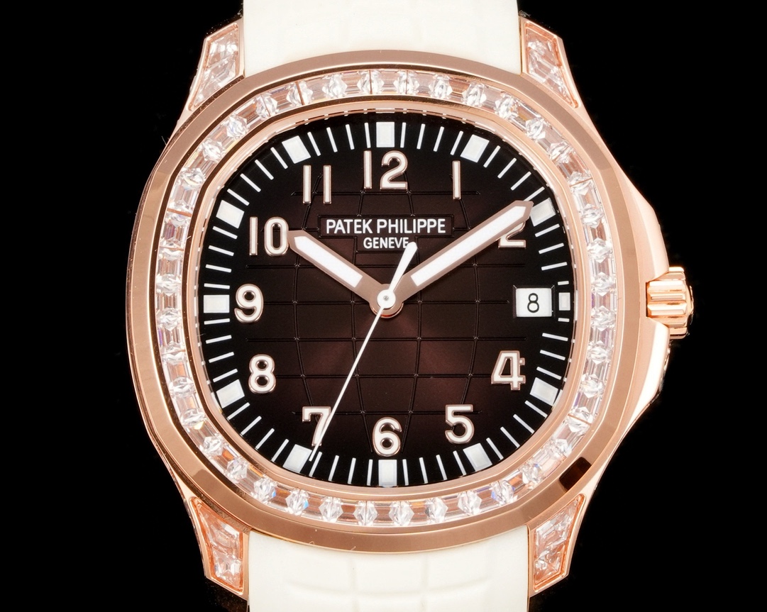 Patek Philippe Aquanaut - watch0151 - Image 5