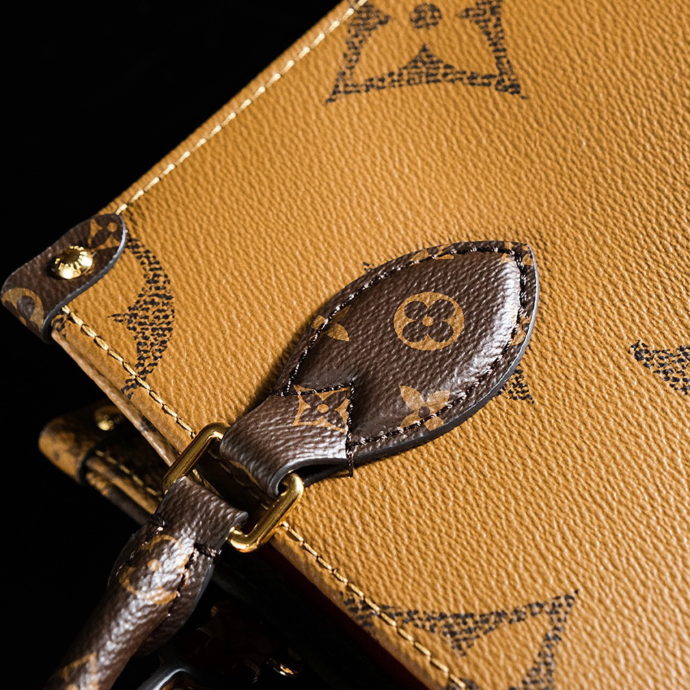lv0085 Louis Vuitton M46373 OnTheGo Wallet Small with Dynamic Code - Image 5