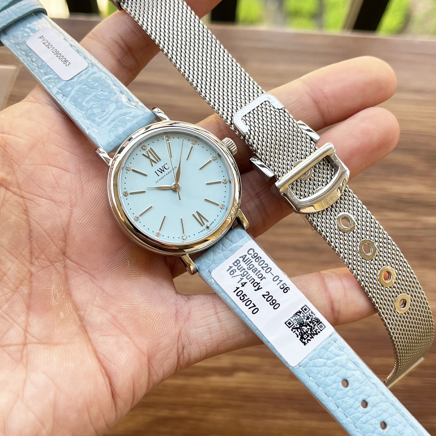 Classic Watch 34mm White / Gold - watch0396 - Image 5