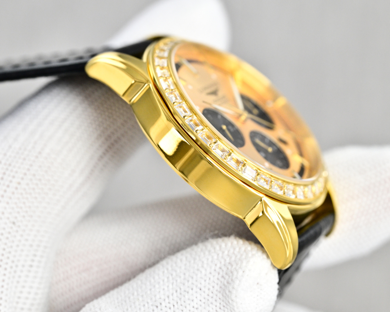 Longines Conquest White / Gold - watch0542 - Image 5