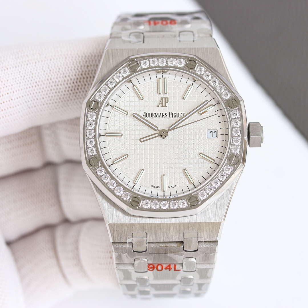 Audemars Piguet Royal Oak White / Gold - watch0546 - Image 5