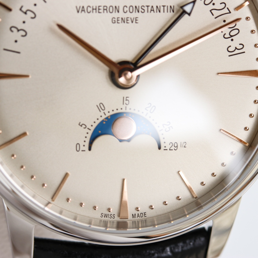 Vacheron Constantin Overseas 41mm White / Gold - watch0618 - Image 5