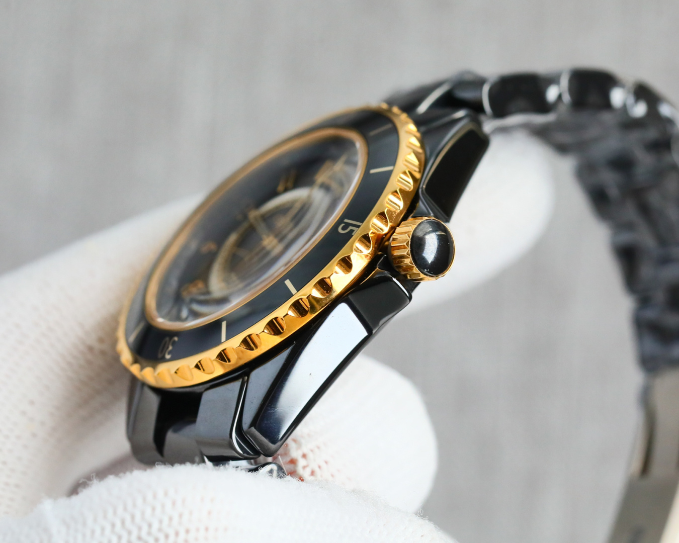 Chanel Watch Black / White - watch0638 - Image 5
