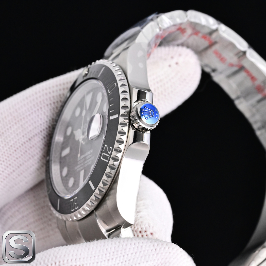 Rolex Submariner 41mm Black / White - watch0701 - Image 5