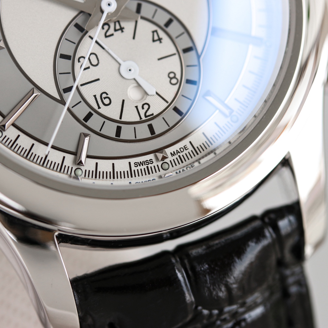 Patek Philippe Nautilus White / Rose Gold - watch0752 - Image 5