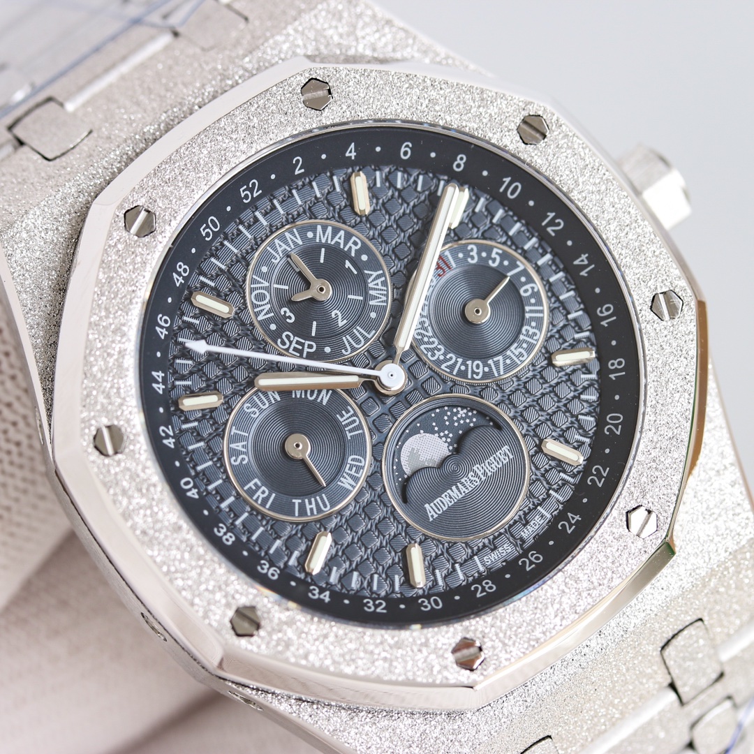Audemars Piguet Royal Oak 41mm Rose Gold / Silver - watch0997 - Image 5