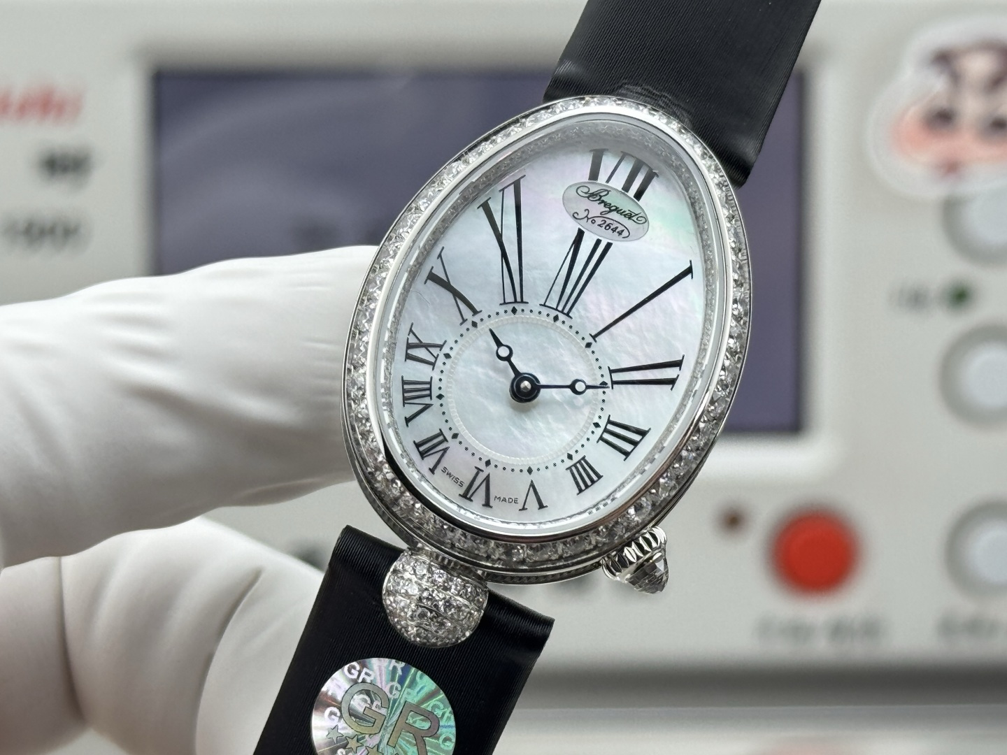 Classic Watch 25mm White / Gold - watch1058 - Image 5