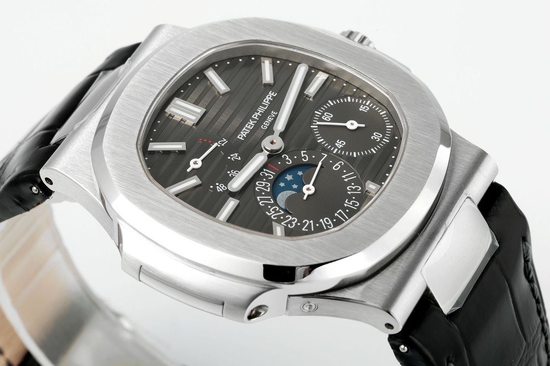 Patek Philippe Nautilus - watch1117 - Image 5