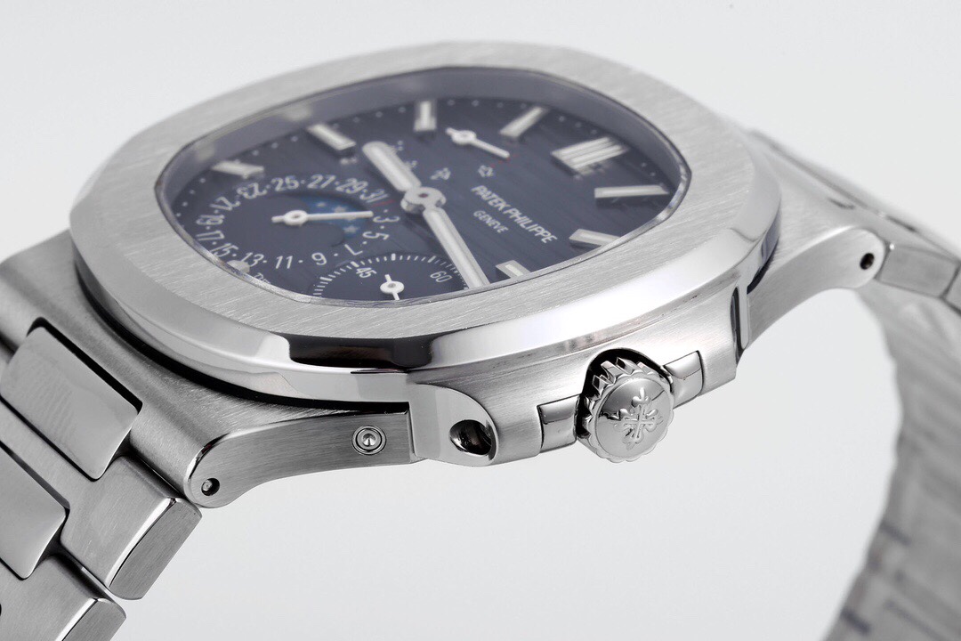 Patek Philippe Nautilus Blue - watch1119 - Image 5