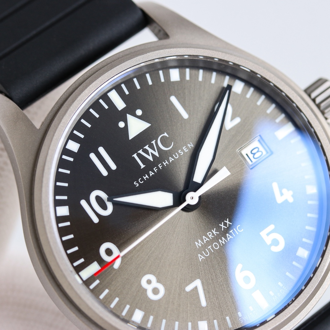 Classic Watch - watch1191 - Image 5