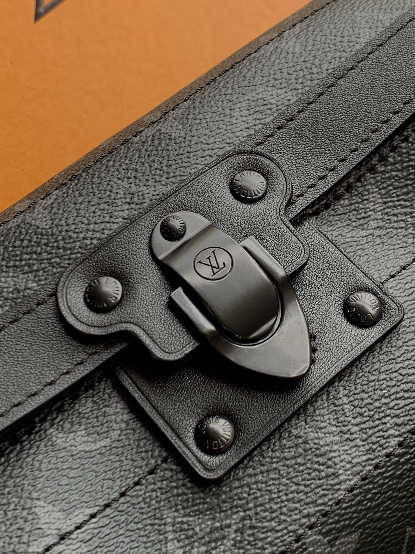 lv0197 Louis Vuitton M11744 Top Handle Bag with Dynamic Code - Image 5