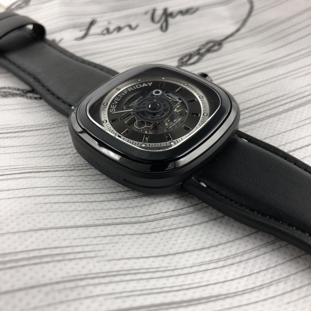 SevenFriday Watch 45mm Black / White - watch1467 - Image 5