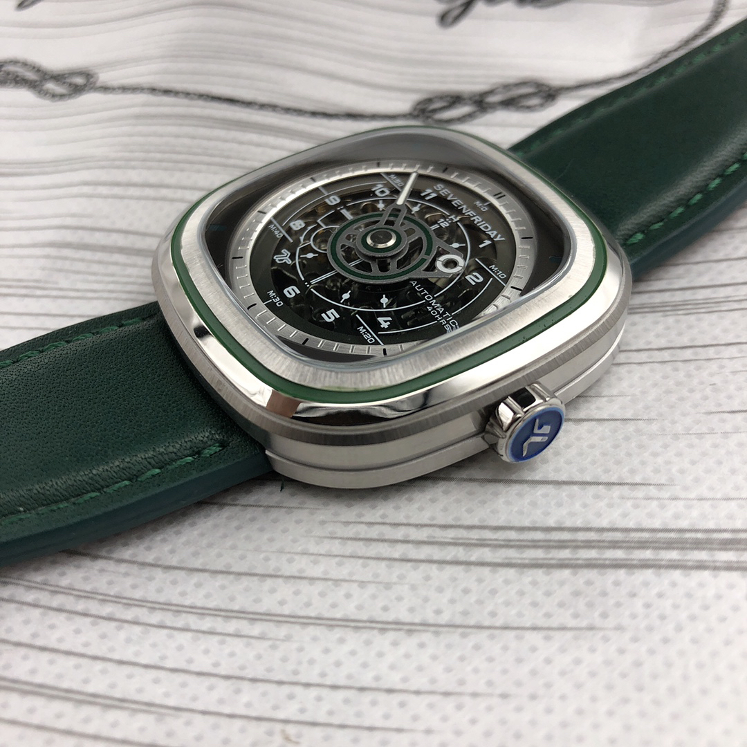 SevenFriday Watch 45mm White / Green - watch1469 - Image 5
