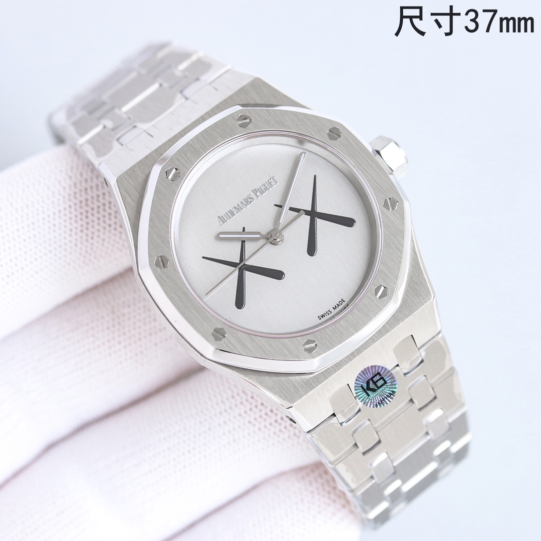 Audemars Piguet Royal Oak 37mm Rose Gold / Silver - watch1473 - Image 5